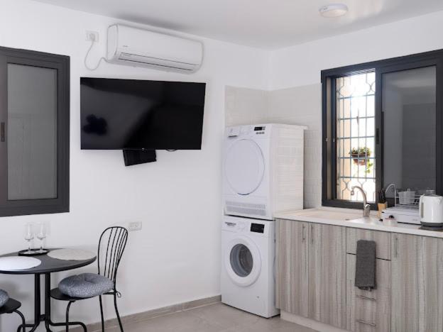 Cousy Suite Studio Jérusalem Extérieur photo
